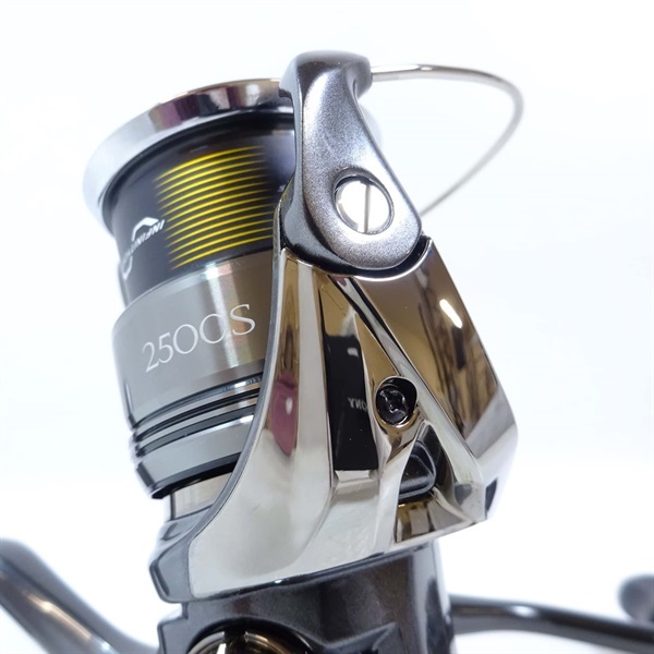 24ツインパワー 2500S シマノ（SHIMANO） 24 ツインパワー 2500S (2024年モデル) スピニング