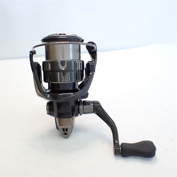 美品19 ヴァンキッシュ 2500s シマノ(SHIMANO) 19ヴァンキッシュ 2500S ヴァンキッシュ