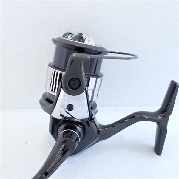 【新品未使用】23バンキッシュC2000SHG インプレ】シマノ 23ヴァンキッシュC2000SHG 軽さは正義