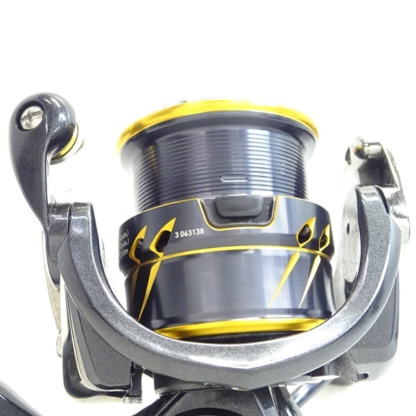 ダイワ　21カルディア　FCLT2000S-H ダイワ カルディア FC LT2000S-H (リール) 価格比較 - 価格.com