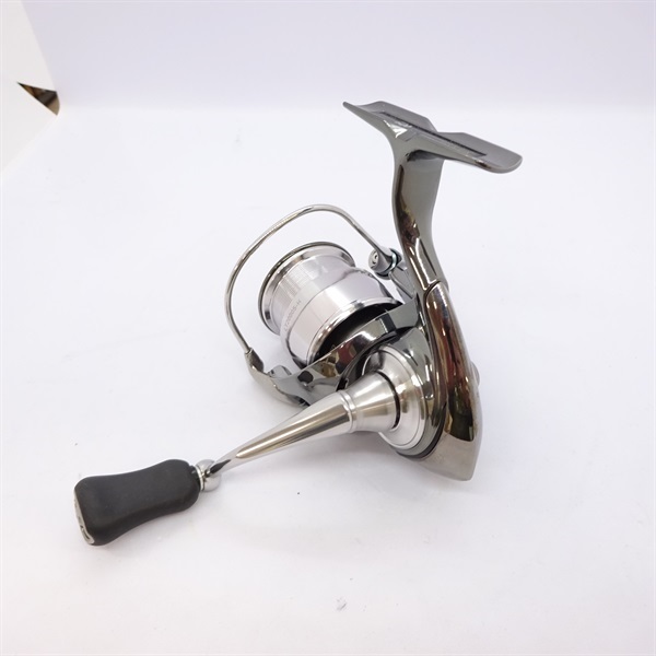 Amazon.com : Daiwa LT2000S-H 22 Igujisto Spinning Reel (2022