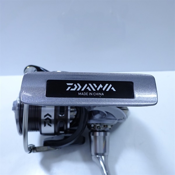 ダイワ　CALDIA 2004 DAIWA CALDIA KIX 2004 SPINNING REEL LURE FISHING FROM JAPAN