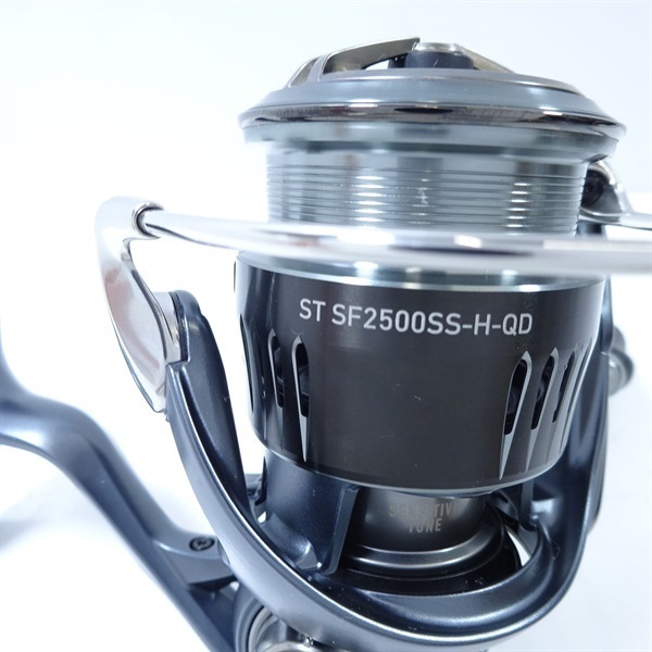極上美良品！　ダイワ　２３ＡＩＲＩＴＹ　ＳＴ　ＳＦ２５００ＳＳ－Ｈ－ＱＤフルBB Daiwa 23 AIRITY ST SF2500SS-H-QD Sensitive Tune SF-2500-SS-H-QD