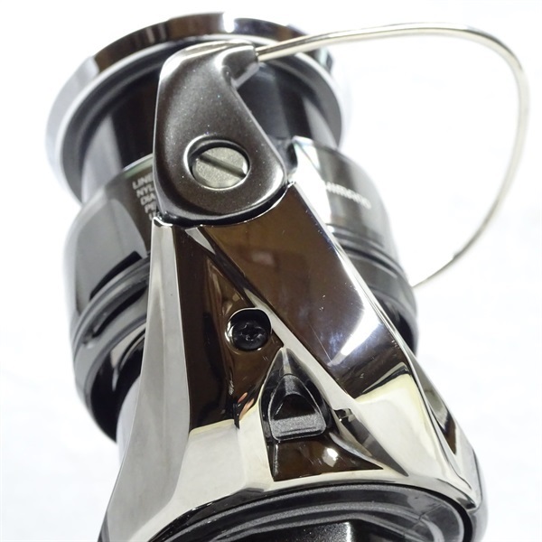 24ツインパワーC3000MHG | イシグロ公式オンラインショップ