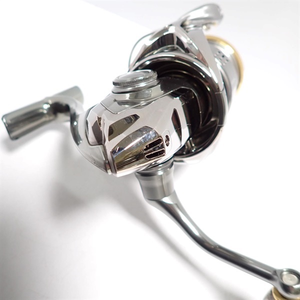 シマノ　18ステラC3000MHG Amazon | シマノ(SHIMANO) スピニングリール 18 ステラ C3000MHG