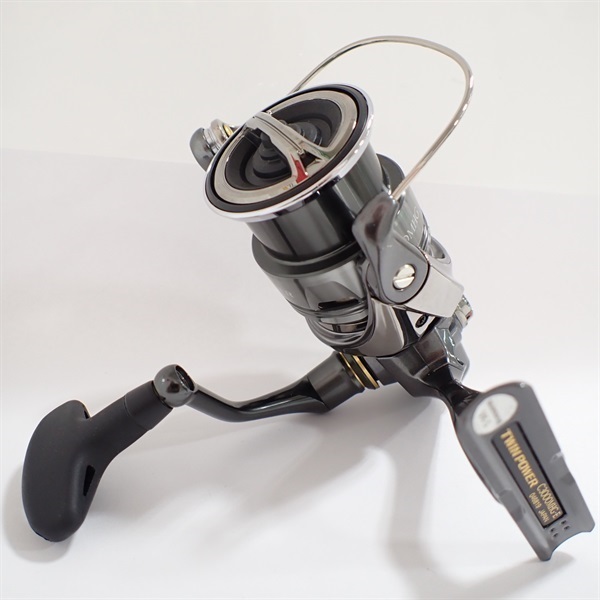 24ツインパワーC3000MHG | イシグロ公式オンラインショップ