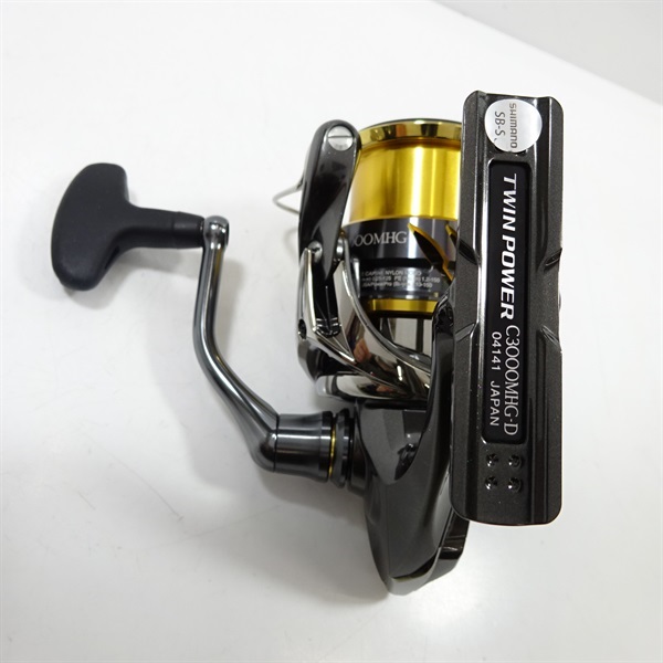 中古品】 シマノ 20 ツインパワー C3000MHG: 中古