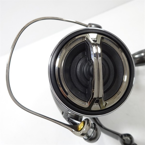 【極美品】24ツインパワー2500SHG シマノ（SHIMANO） 24 ツインパワー 2500SHG (2024年モデル