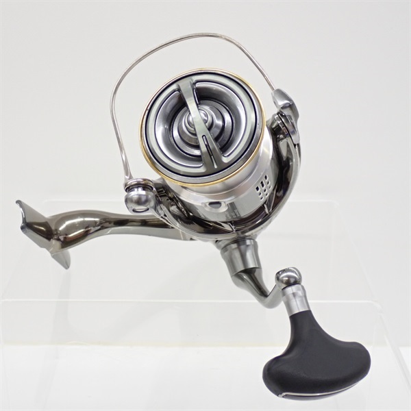 シマノ STELLA 3000MHG スピニングリール Amazon | シマノ(SHIMANO) スピニングリール 18 ステラ 3000MHG