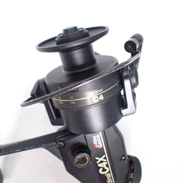 Abu Garcia Cardinal C4 リール 収納袋付き