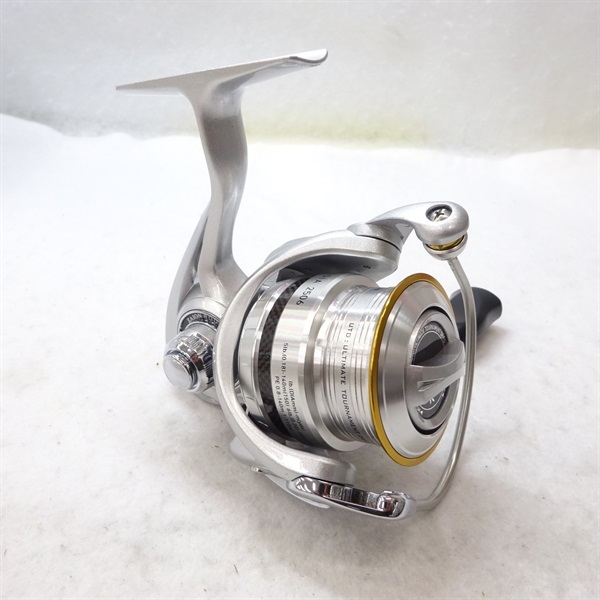 新品未使用(キズ有) ダイワ 11 カルディア 2506H 新品未使用(キズ有