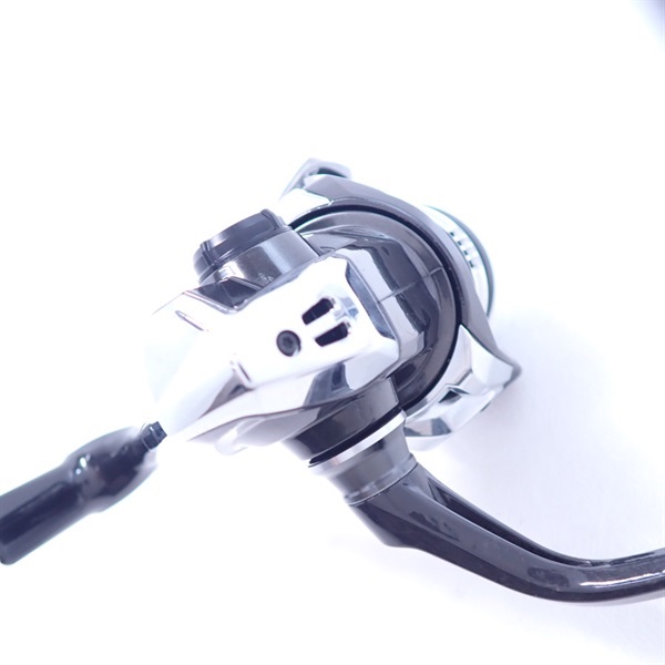 23ヴァンキッシュ3000MHG シマノ(SHIMANO) 23 ヴァンキッシュ 3000MHG ☆特別割引品