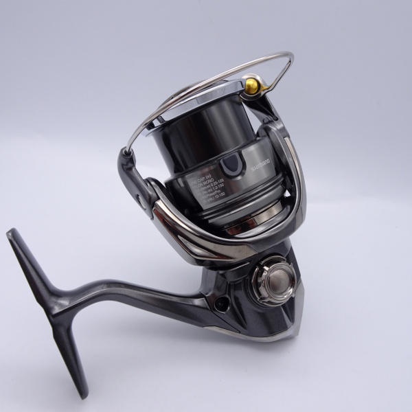 24ツインパワー C3000MHG | イシグロ公式オンラインショップ