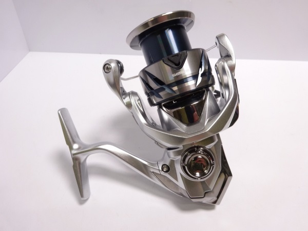 23ストラディック c3000 シマノ(SHIMANO) 23 ストラディック C2500S ☆特別割引品 ストラ