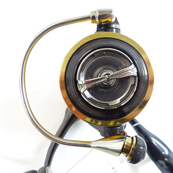 16 セルテート　2004CH Amazon | ダイワ(Daiwa) スピニングリール 16 セルテート 2004CH (2000