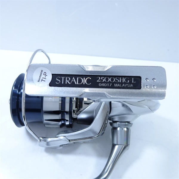 19ストラディック2500shg シマノ(SHIMANO) 19ストラディック 2500SHG ストラディック