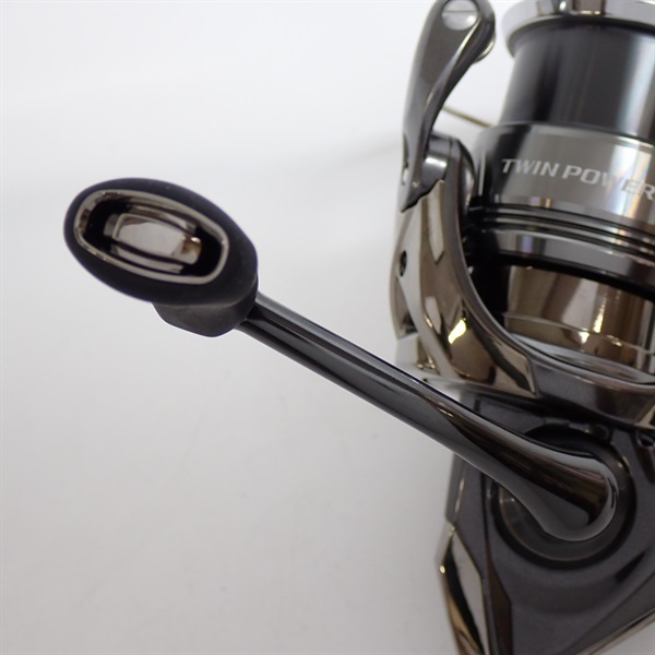 美品 シマノ 24ツインパワー2500SHG シマノ シマノ '24 TWIN POWER(ツインパワー) 2500SHG