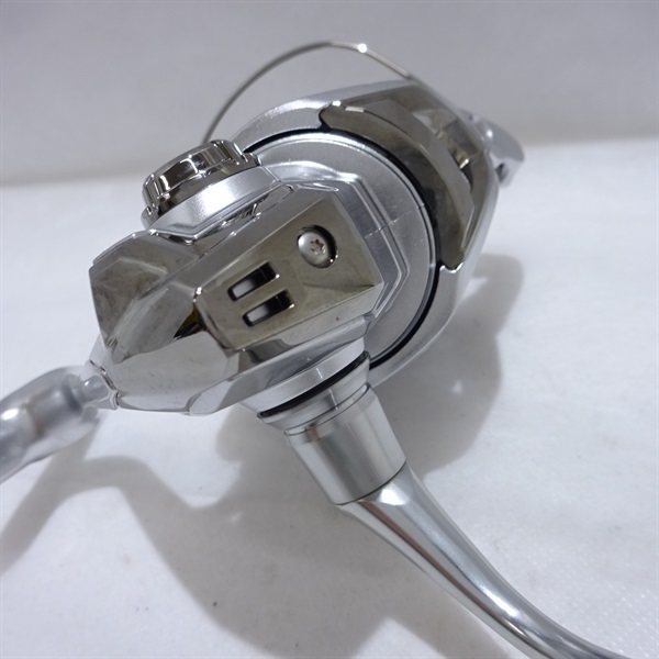 SHIMANO 23ストラディック C3000HG スプール無し 難あり SHIMANO 23