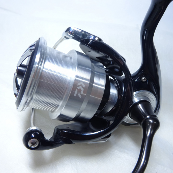 ダイワ　19レグザLT 4000 S- CXH【新品未使用品】 4550133228735.jpg