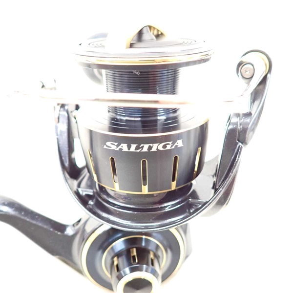 【超美品】ダイワ　23ソルティガ4000H Amazon | ダイワ(DAIWA) スピニングリール 23ソルティガ 4000-XH