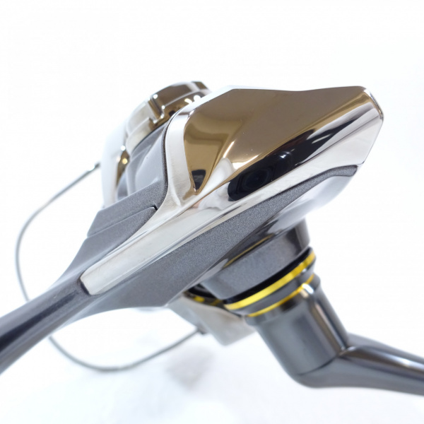 24ツインパワー C3000MHG | イシグロ公式オンラインショップ