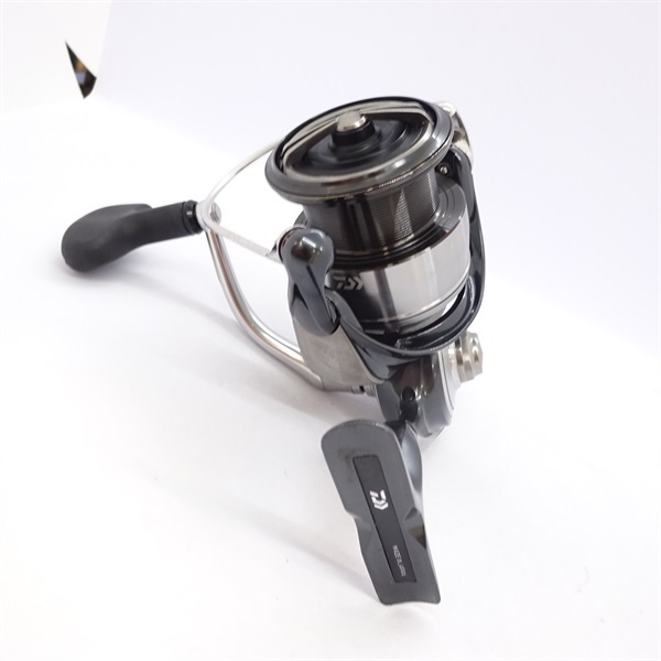 24セルテート新品未使用品 LT4000-CXH DAIWA（ダイワ） 24 セルテート LT4000-CXH スピニングリール 2024年