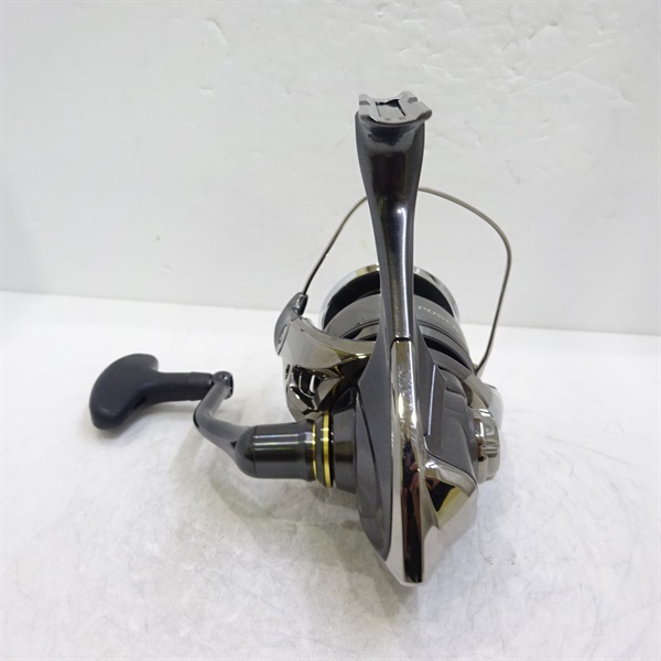 【美品】14ステラ C3000SDH ガラスコーティング済み 美品】14ステラ C3000SDH ガラスコーティング済み シマノ 14ステラ 夢