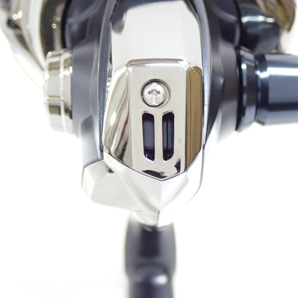 20ストラディックSW4000HG 新品‼️ SHIMANO 20ストラディックSW4000HG リール