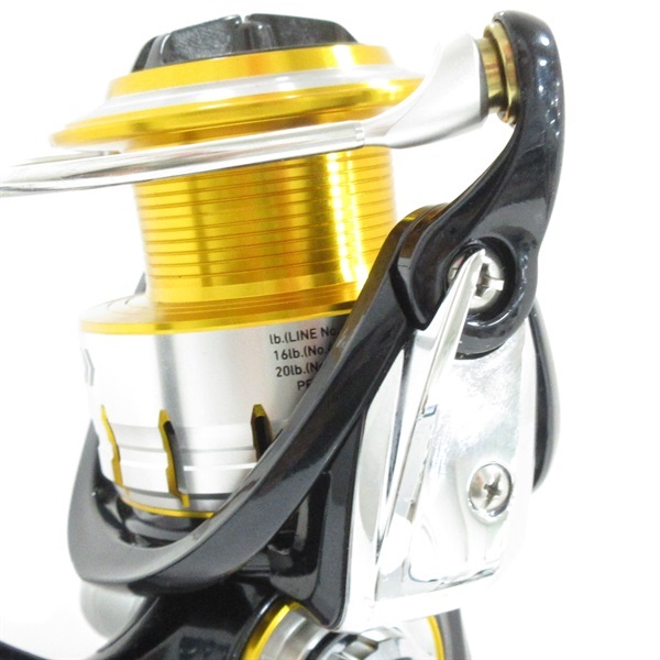 【美品】ダイワ 16ブラスト 3500H ダイワ(DAIWA) スピニングリール 16 ブラスト 3500H (2016モデル