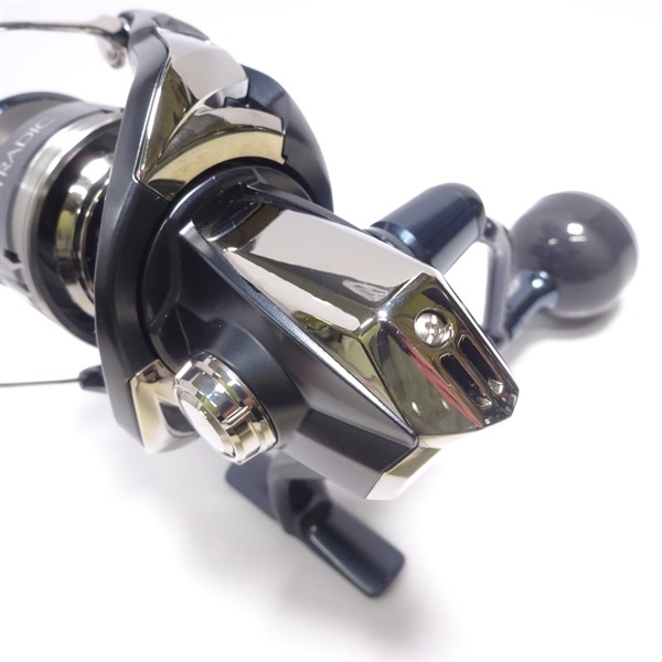 シマノ　20ストラディックSW4000HG シマノ(SHIMANO) 20 ストラディック SW 4000HG ○廃番 完売しま