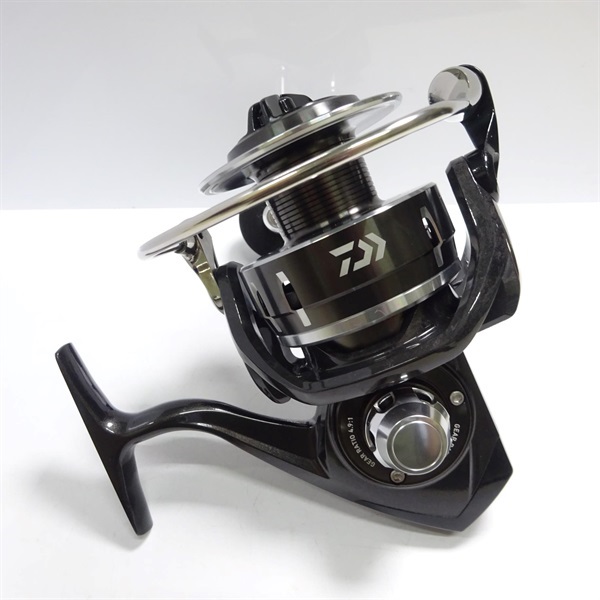 16キャタリナ5000 ダイワ(DAIWA) スピニングリール 16 キャタリナ 5000 (2016