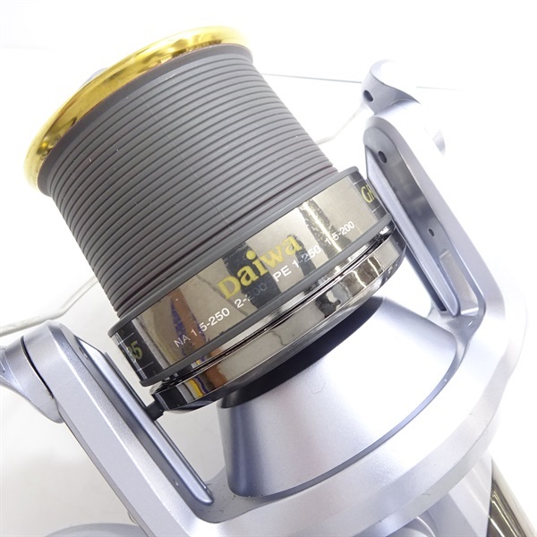 ダイワ　リール　グランドサーフ35 Amazon | ダイワ(DAIWA) スピニングリール(投げ・遠投) 15
