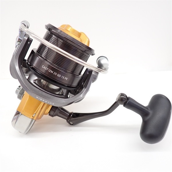 14キャスティズム 25QD15PE リール ダイワ