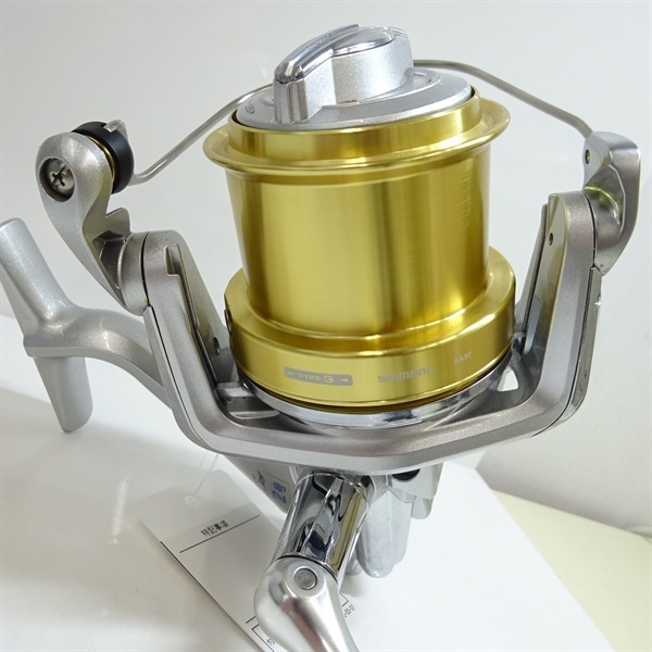 SHIMANO - 未使用 ★ シマノ スーパーエアロ スピンジョイ SD 30  替えスプール付き シマノ(SHIMANO) スーパーエアロ スピンジョイ SD 30(NEW SUPER