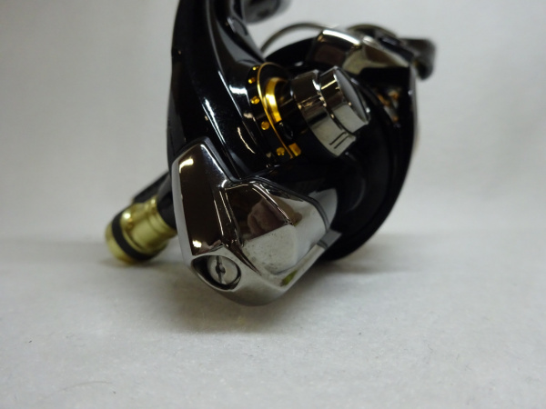 morethan 2510PE−SH−LBD Amazon | ダイワ(DAIWA) スピニングリール シーバス モアザン 17