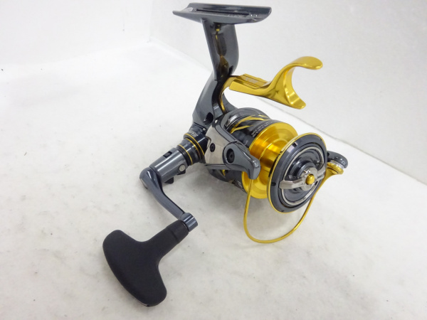 SHIMANO - シマノ BB-X テクニウム C4000D タイプGS 043566 シマノ BB-X テクニウム C4000D TYPE-G S 右 (リール) 価格比較