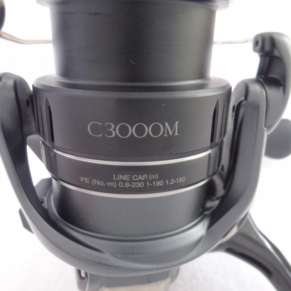 ryo様専　シマノ　ハイパーフォース LB C3000MDHPG 美品 シマノ 23 ハイパーフォース LB C3000MDHPG (2023年モデル