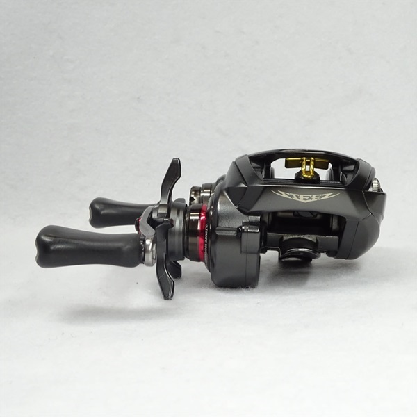 ダイワ★スティーズ ＳＶ ＴＷ1016SV-SHL★左巻き★レッドカスタム★ブレーキ、ベアリングカスタム★極上美品★E14 2025年最新スティーズ SV-TW 1016SVの人気アイテム - メルカリ