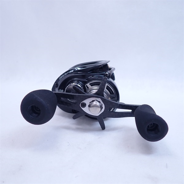 レボSLC　IB8　右巻き アブガルシア(Abu Garcia) REVO SLC(レボ エスエルシー) IB8 右