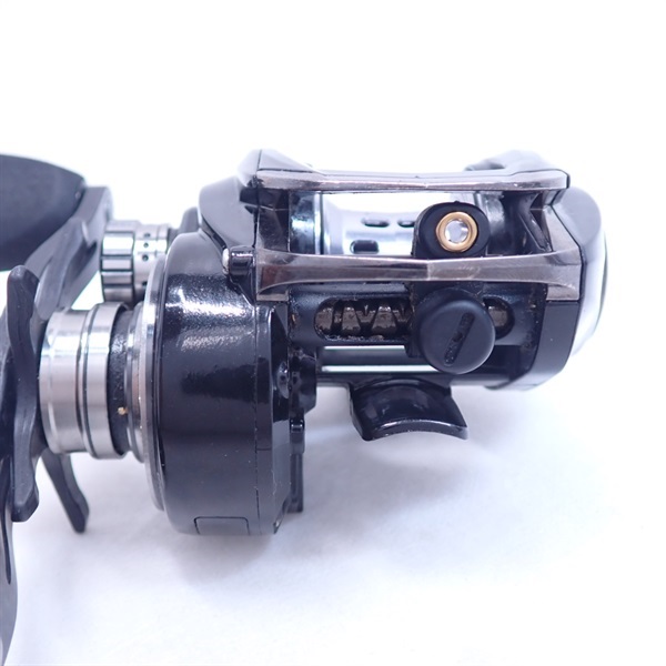 レボSLC　IB8　右巻き アブガルシア(Abu Garcia) REVO SLC(レボ エスエルシー) IB8 右