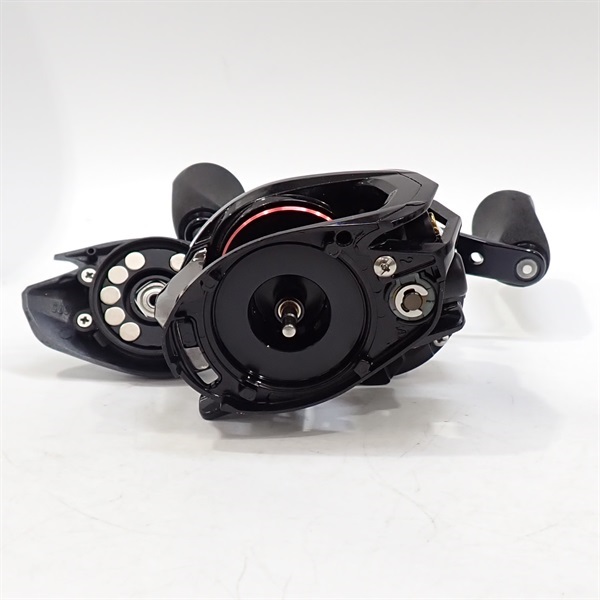 アブガルシア　レボ LV7 左　送料無料 Revo LV7（レボ エルヴィーセブン）｜AbuGarcia｜釣具の総合