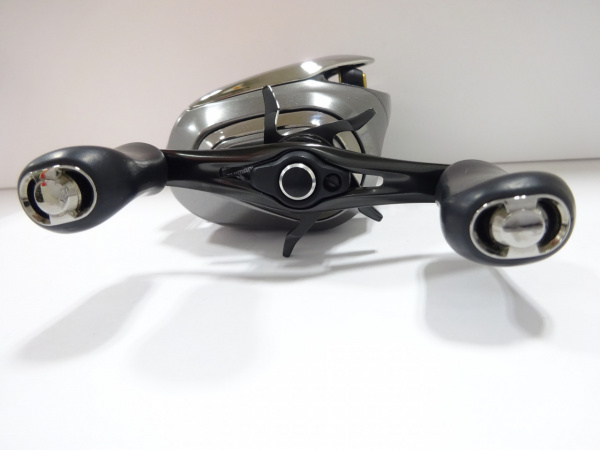16 アンタレスDC HG 右ハンドル　
シマノ　ベイトリール　バス釣り　釣り シマノ（SHIMANO） 16 アンタレスDC HG RIGHT 右 / ベイトリール