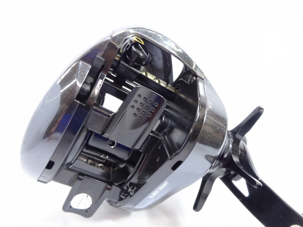 18アンタレスDCMD XG(右)整備その① | reelmaintenance-higarage