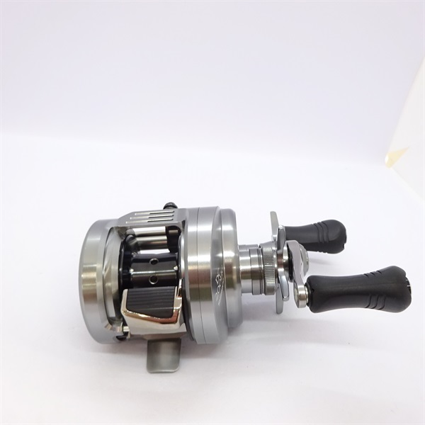 20カルカッタコンクエストDC200HG | イシグロ公式オンライン