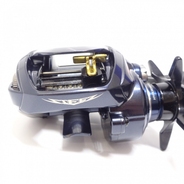ダイワ 21 スティーズA TW HLC 6.3L ベイトリール 左ハンドル ダイワ