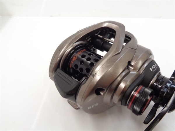 週末限定値下げ中　17 スコーピオン　bfs　8.2 SHIMANO】【Scorpion】シマノ『17スコーピオンBFS RH』03755 右