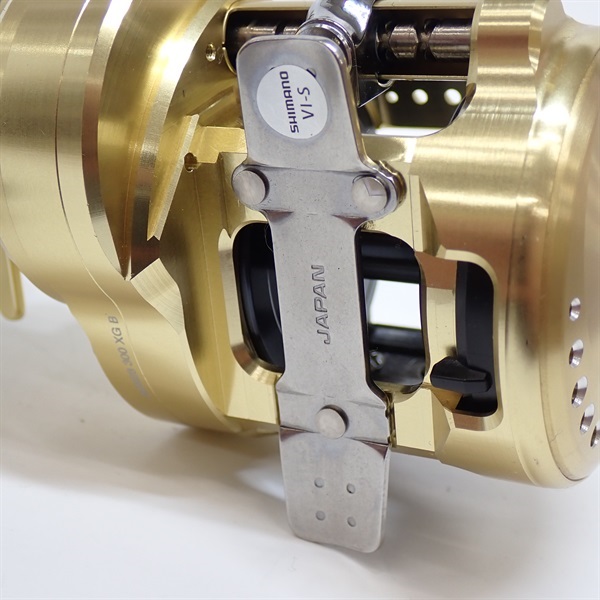 SHIMANO カルカッタ　コンクエストMD300XG カスタム品 カケヅカデザインワークス】シマノ用 オフセットクラッチ 23