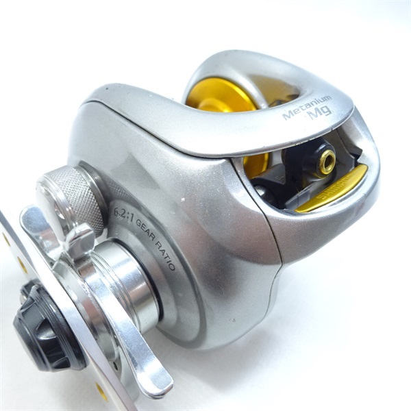 新品未使用】シマノ 07メタニウムMg 右巻き 中古品】 シマノ 07