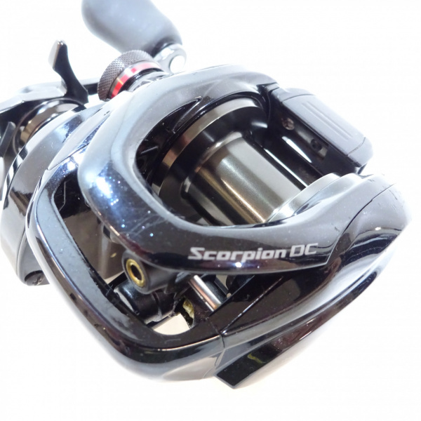 17スコーピオンDC100 右巻き 17 スコーピオン dc 100 hg 右巻き シマノ 美品 ベイトリール 右