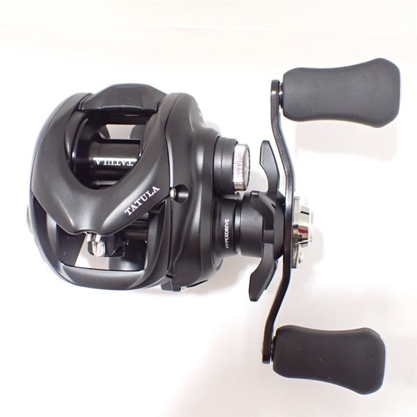 24タトゥーラ100 7.1 ブラック　美品 DAIWA（ダイワ） 【目玉商品】ダイワ 24 タトゥーラ TW 100XHL 左
